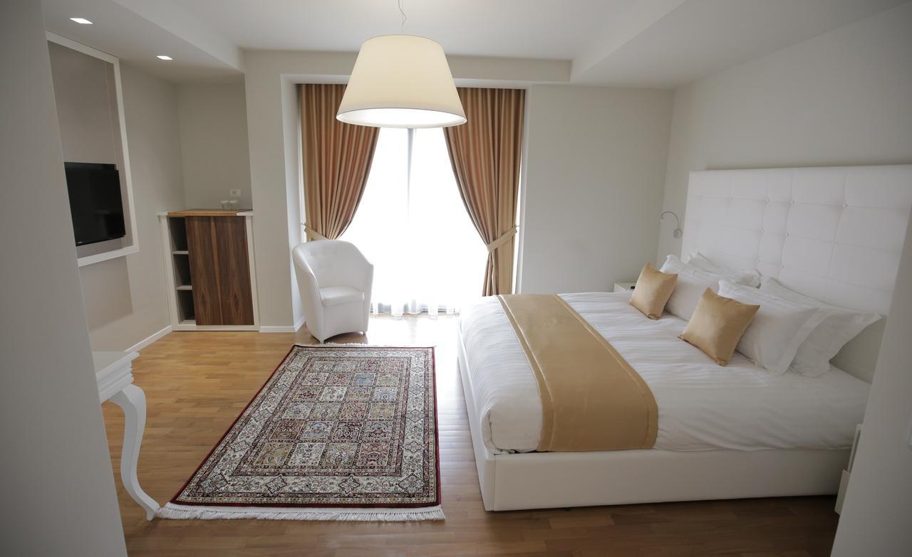 Hotel Bulqiza Bulqize Eksteriør billede
